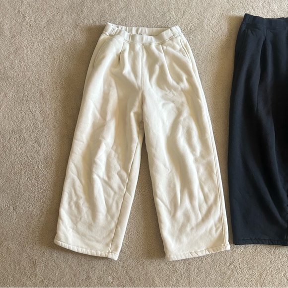 Uniqlo Black and Cream fleece lined wide leg pants girls size Large - Picture 2 of 6